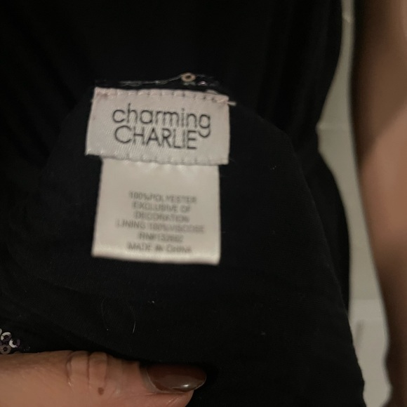 Dressy infinity scarf - Picture 2 of 6